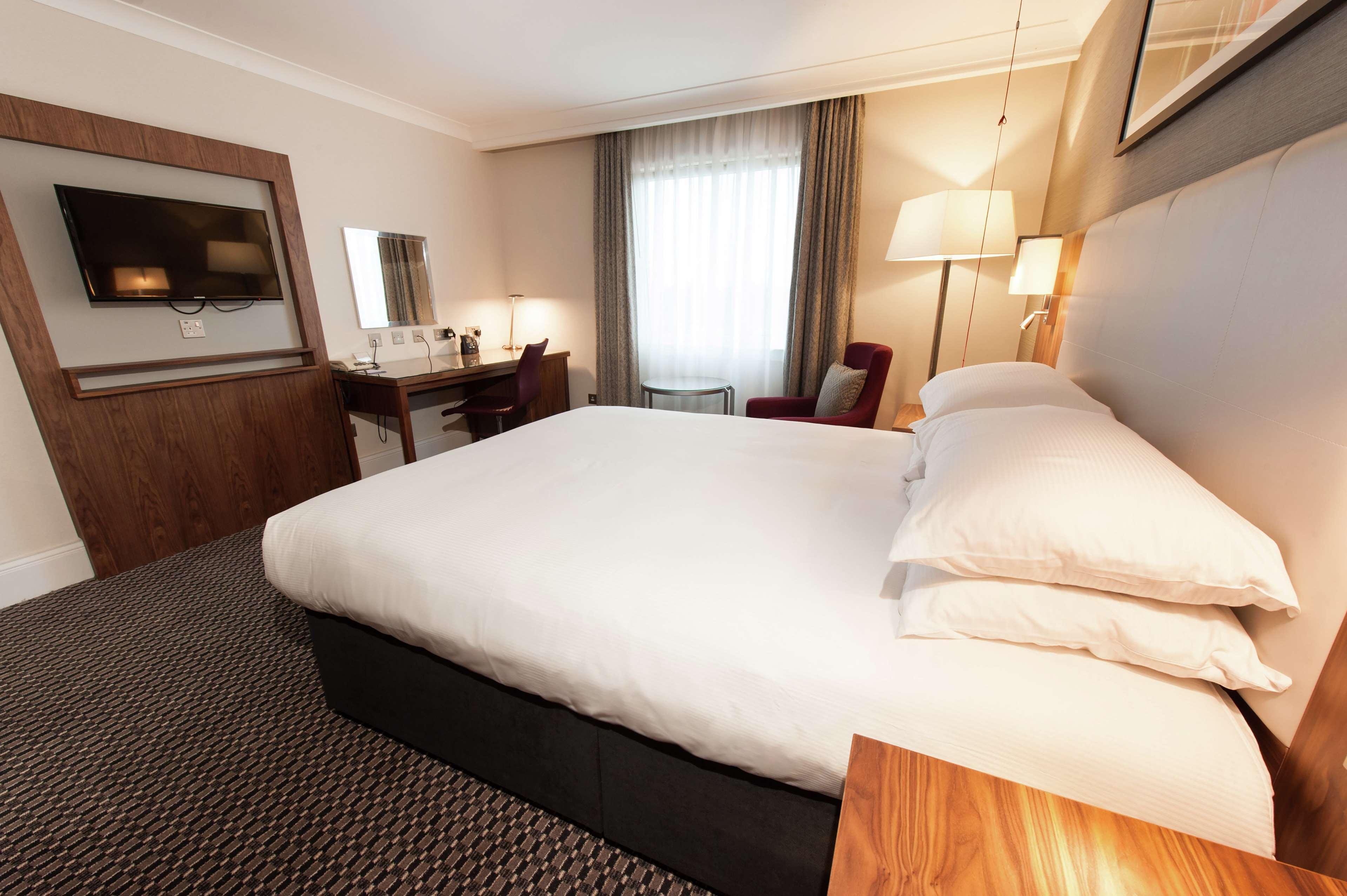 Doubletree By Hilton Aberdeen Treetops Esterno foto