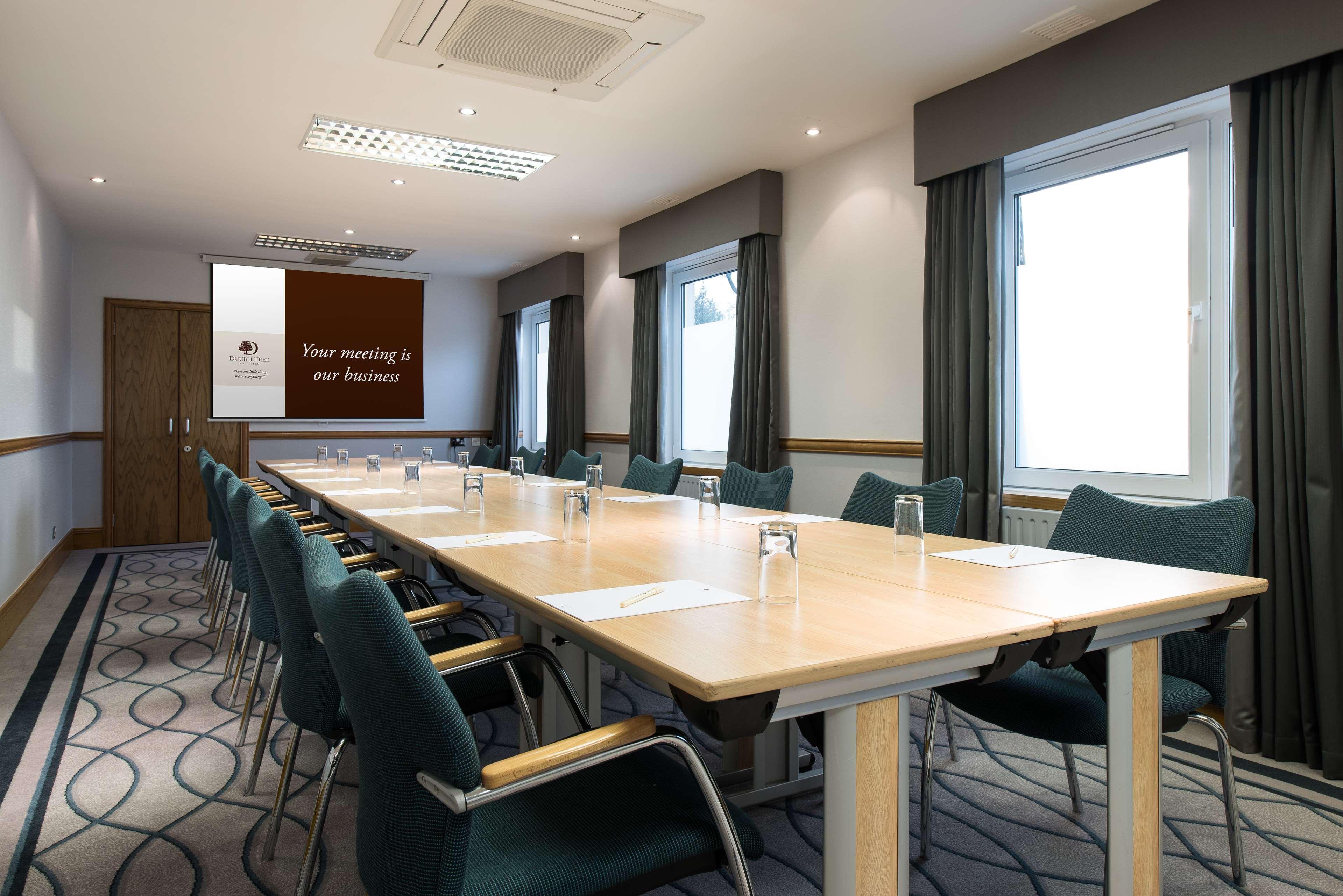 Doubletree By Hilton Aberdeen Treetops Esterno foto