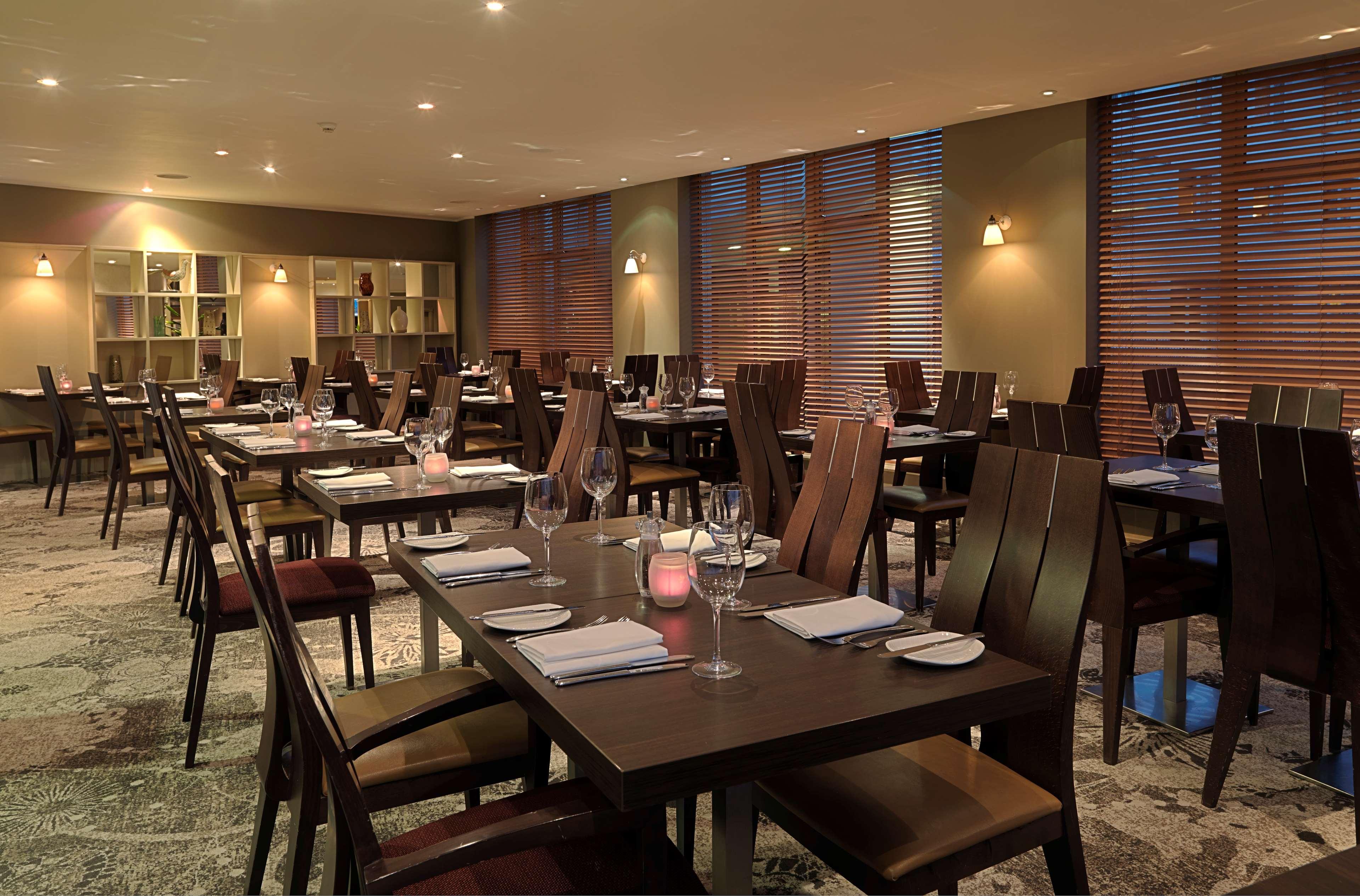 Doubletree By Hilton Aberdeen Treetops Esterno foto