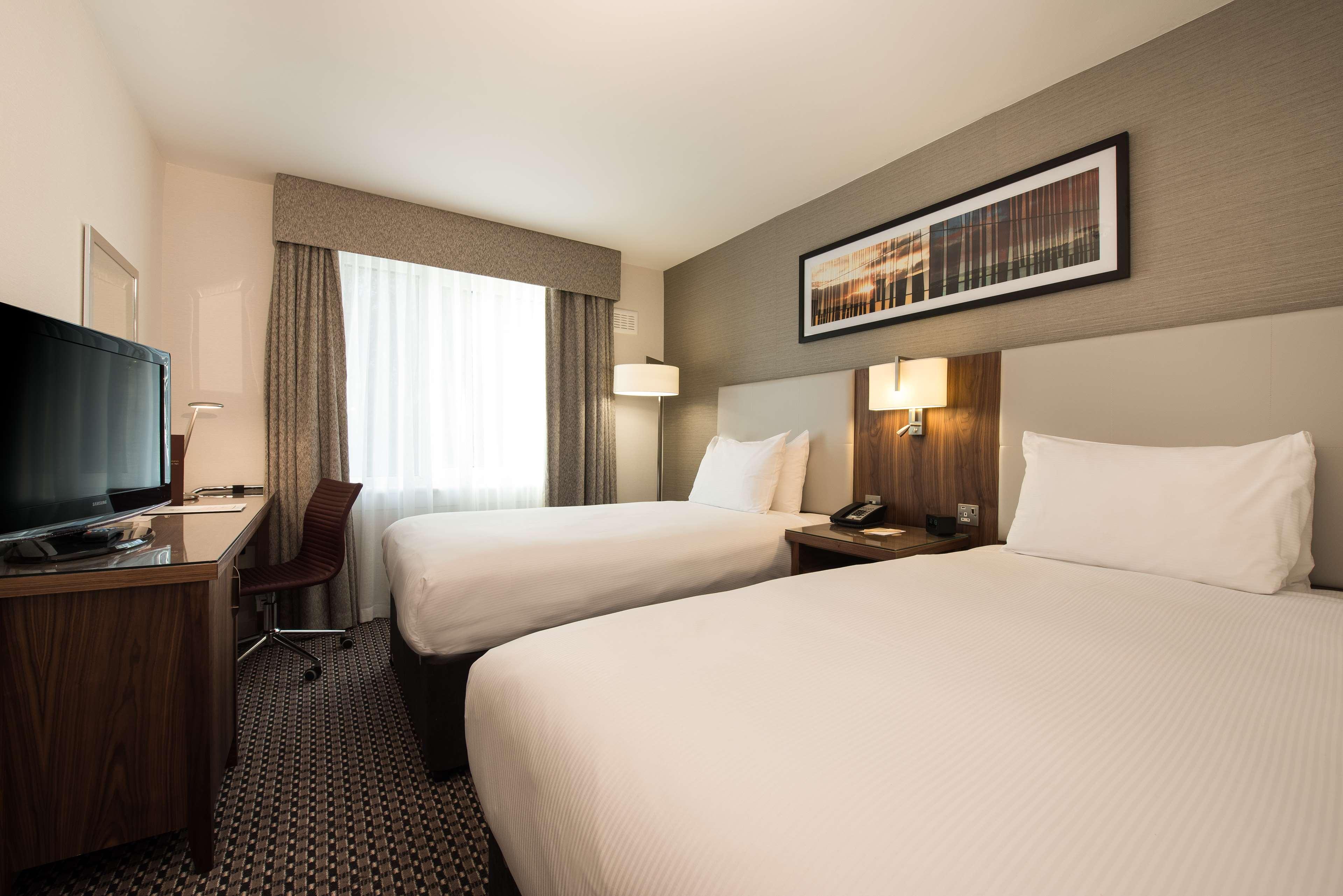 Doubletree By Hilton Aberdeen Treetops Esterno foto