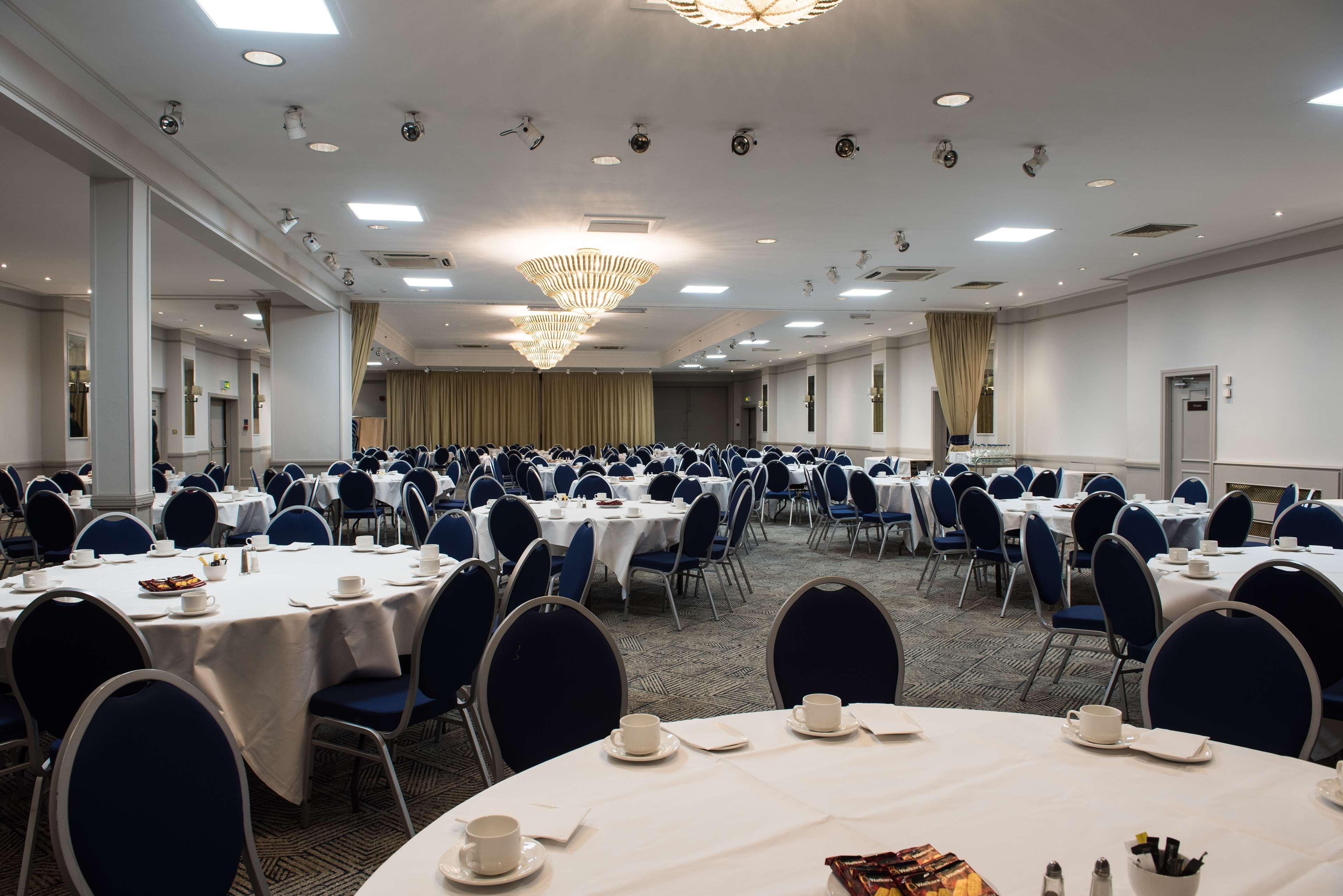 Doubletree By Hilton Aberdeen Treetops Esterno foto