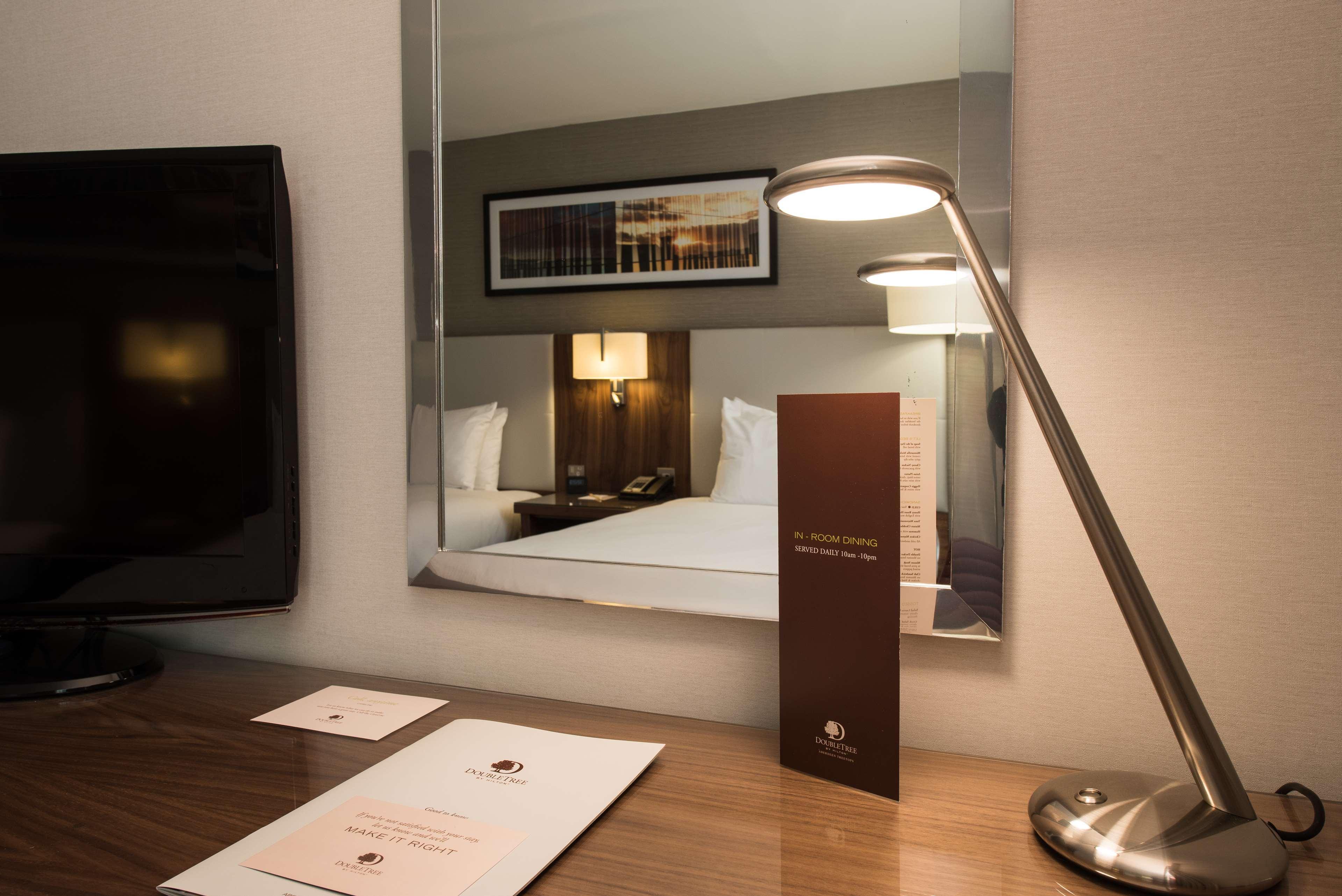 Doubletree By Hilton Aberdeen Treetops Esterno foto