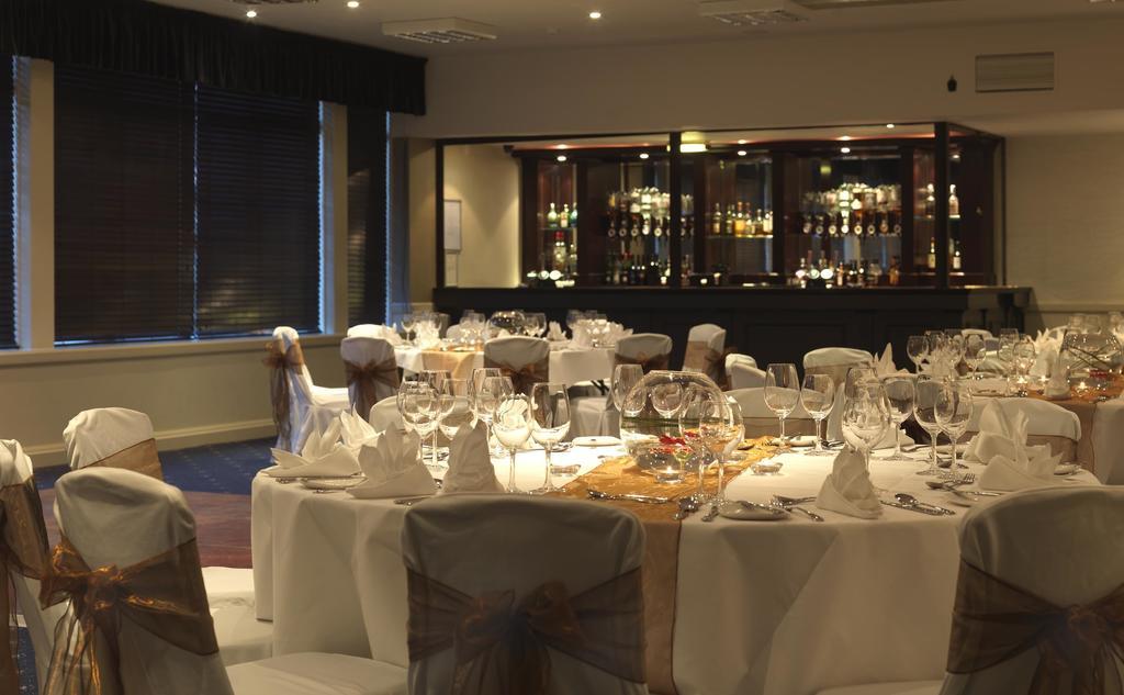 Doubletree By Hilton Aberdeen Treetops Esterno foto