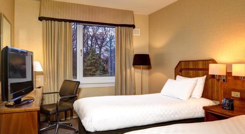 Doubletree By Hilton Aberdeen Treetops Esterno foto